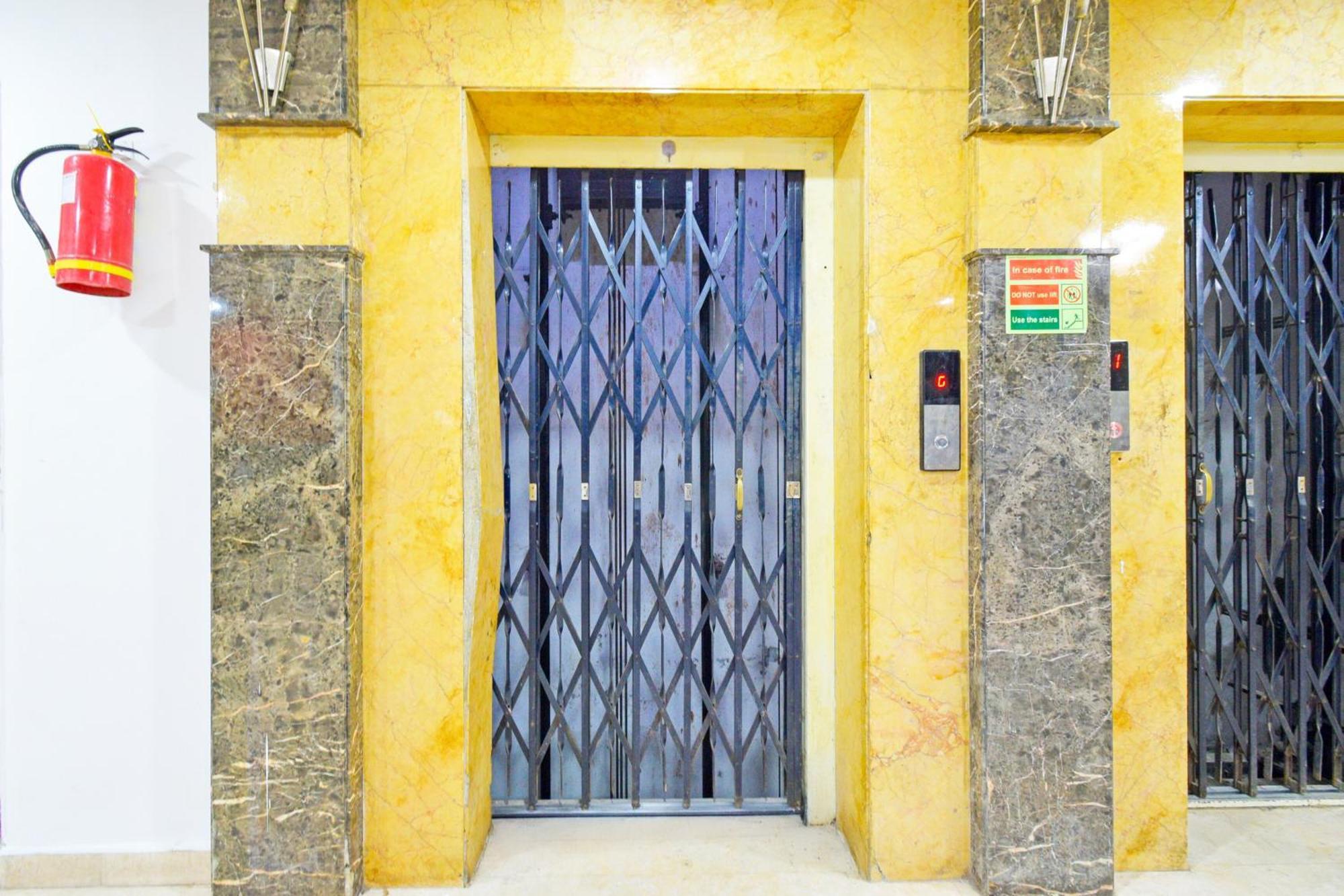 Super Townhouse Ameerpet Balkampet Road Hyderabad Ngoại thất bức ảnh